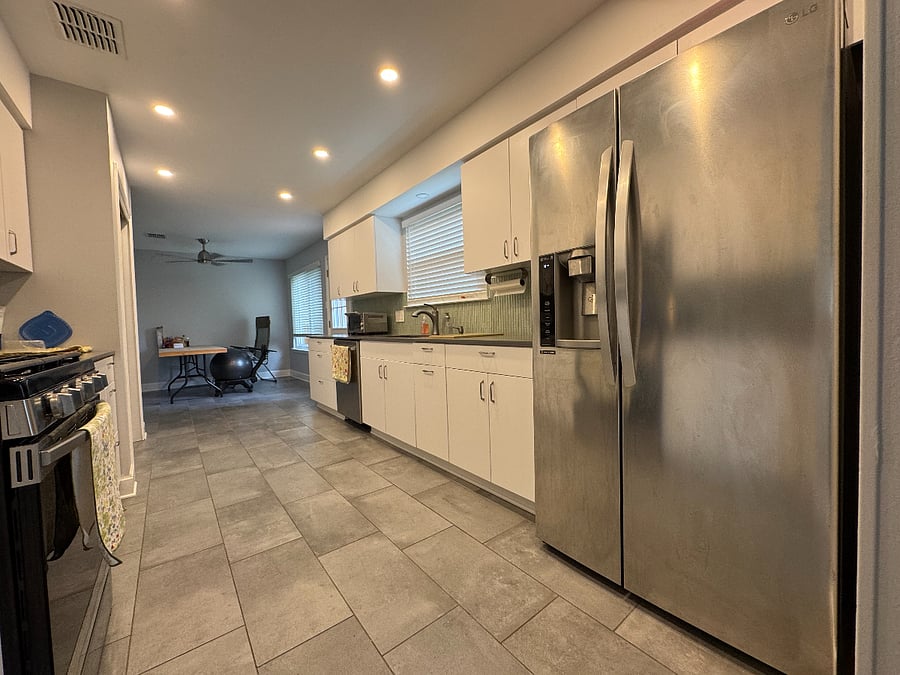 Furnished Finder property 523186_2 photo 9