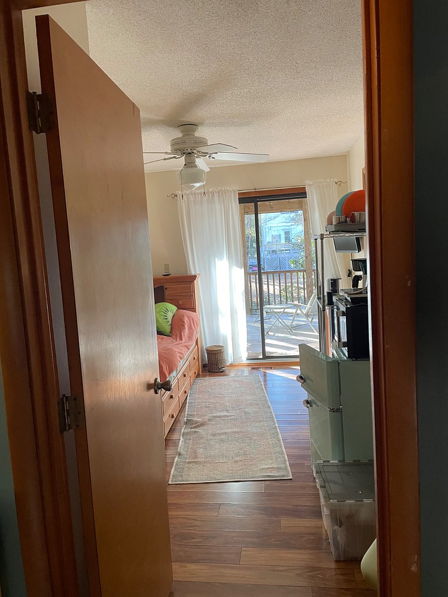 Private Lounge/kitchenette and porch