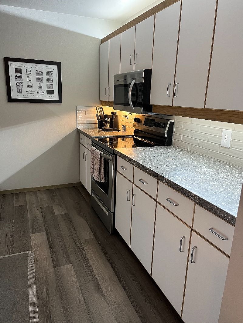 Furnished Finder property 523244_1 photo 6