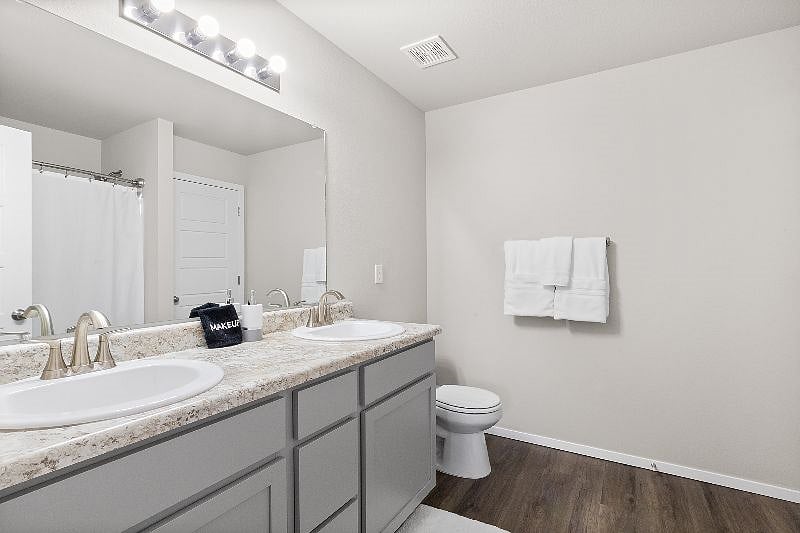 Furnished Finder property 523256_1 photo 6