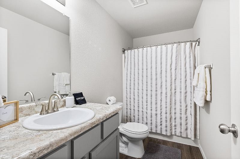 Furnished Finder property 523256_1 photo 11