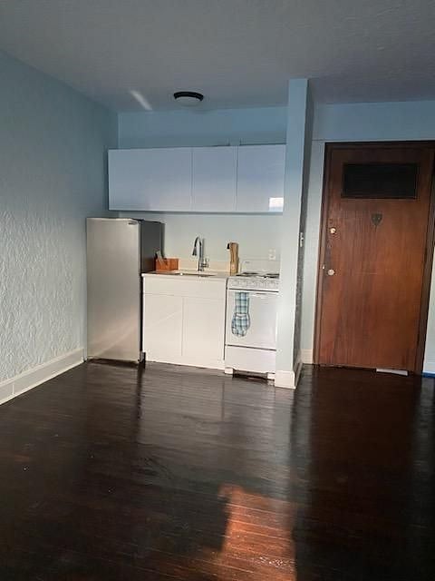 Furnished Finder property 523281_2 photo 1