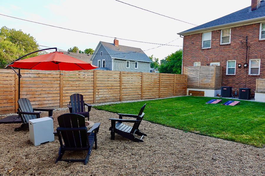 Unit 1029 - private fenced in yard
