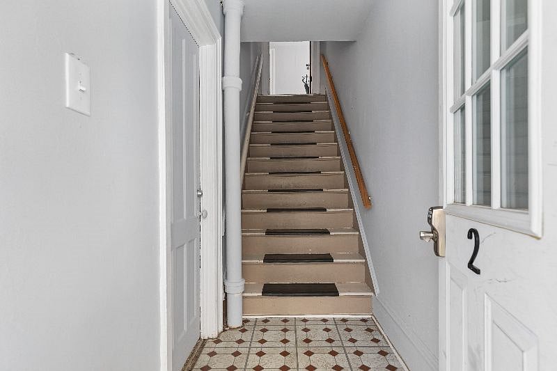 Stairs from Porch to Entry