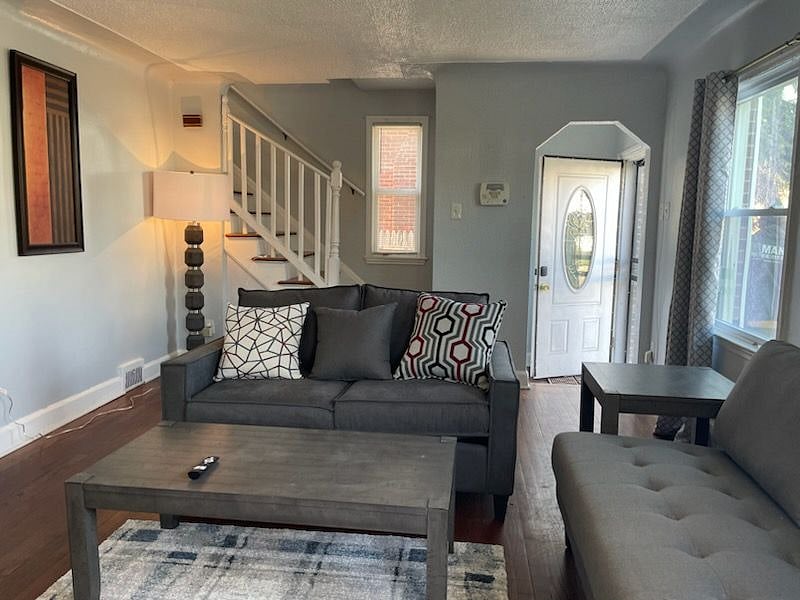 Furnished Finder property 523376_1 photo 3