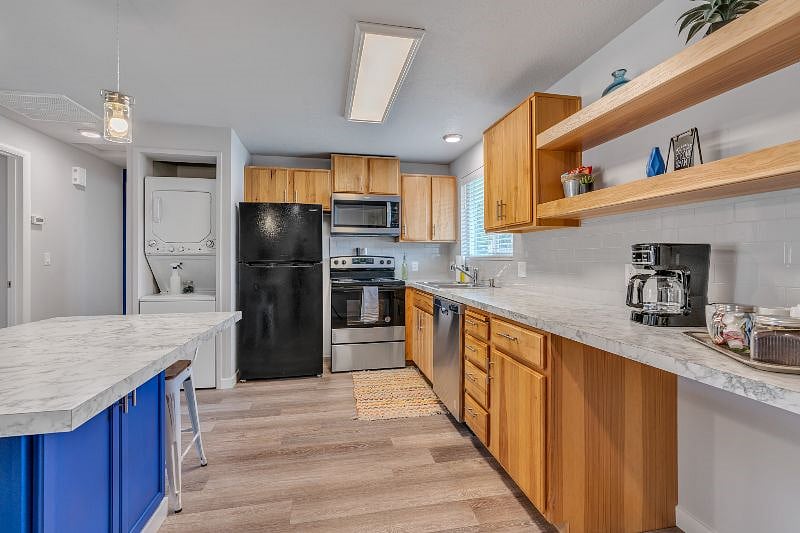 Furnished Finder property 523385_1 photo 6