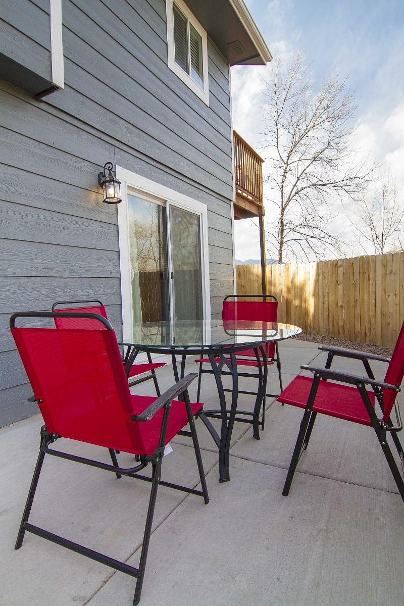 Outdoor area with a grill