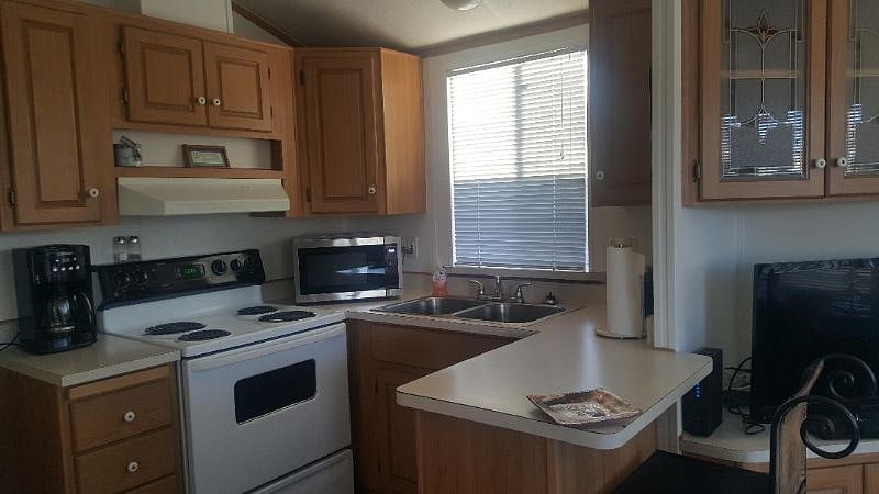 Furnished Finder property 523457_1 photo 12
