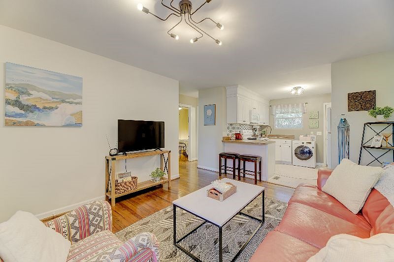 Furnished Finder property 523484_1 photo 27