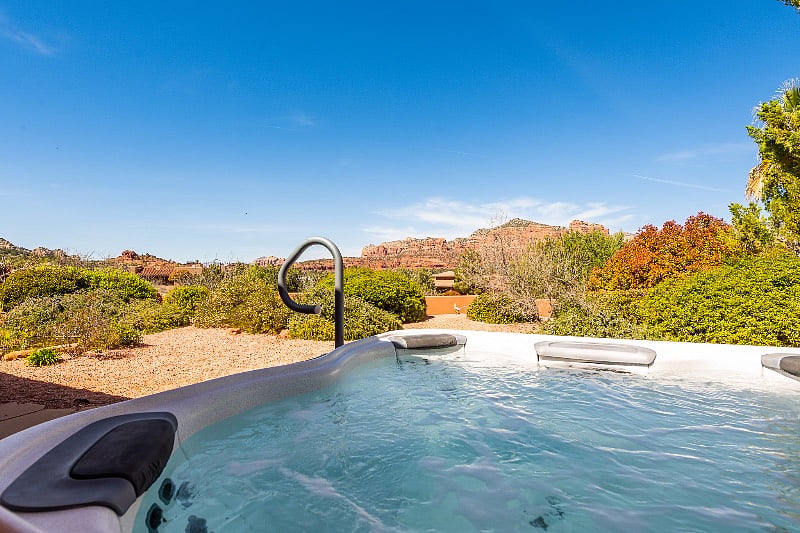 Huge Spa to soak under the stars