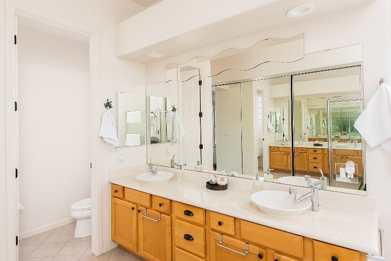 Master ensuite