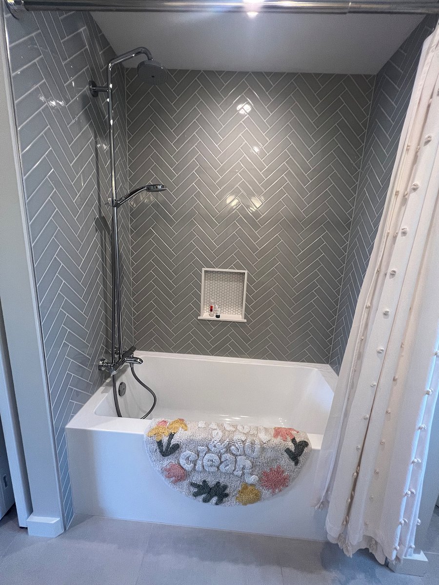 Furnished Finder property 523500_1 photo 23