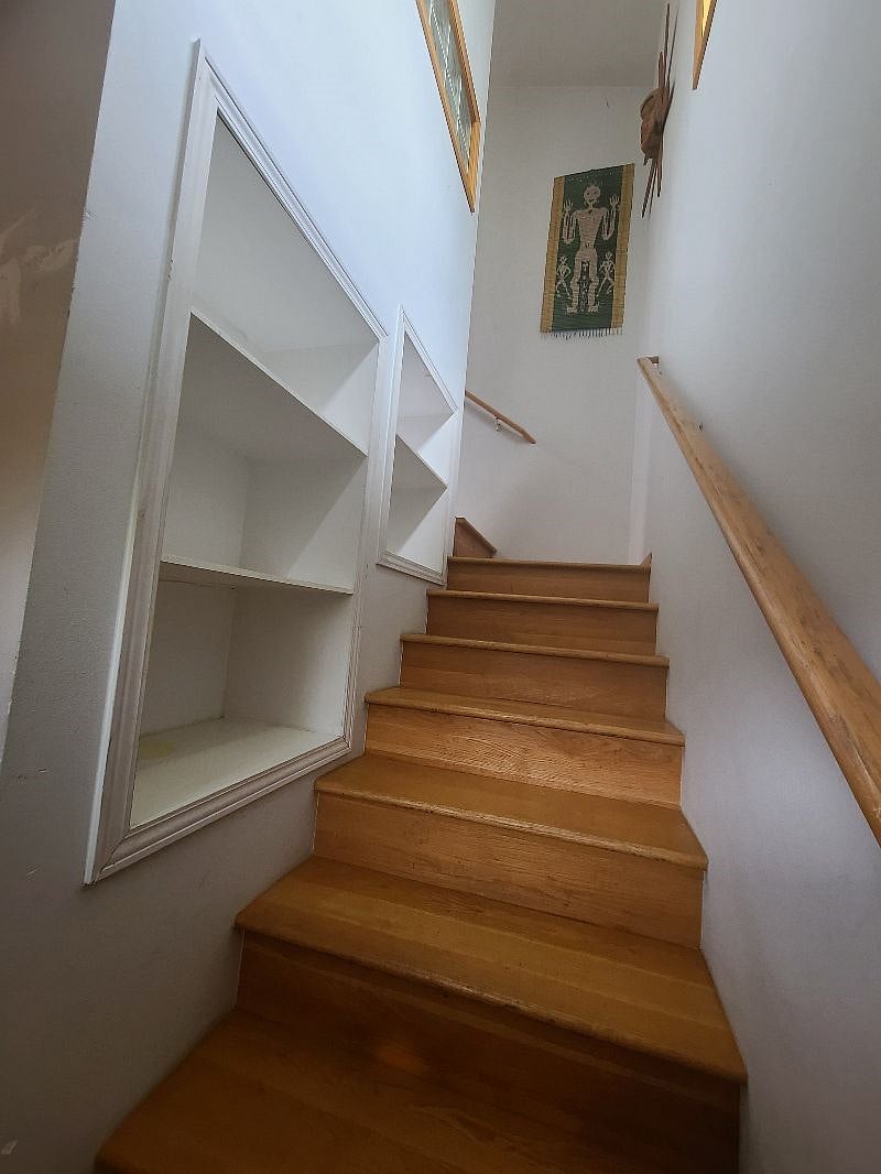 Stairs to unit