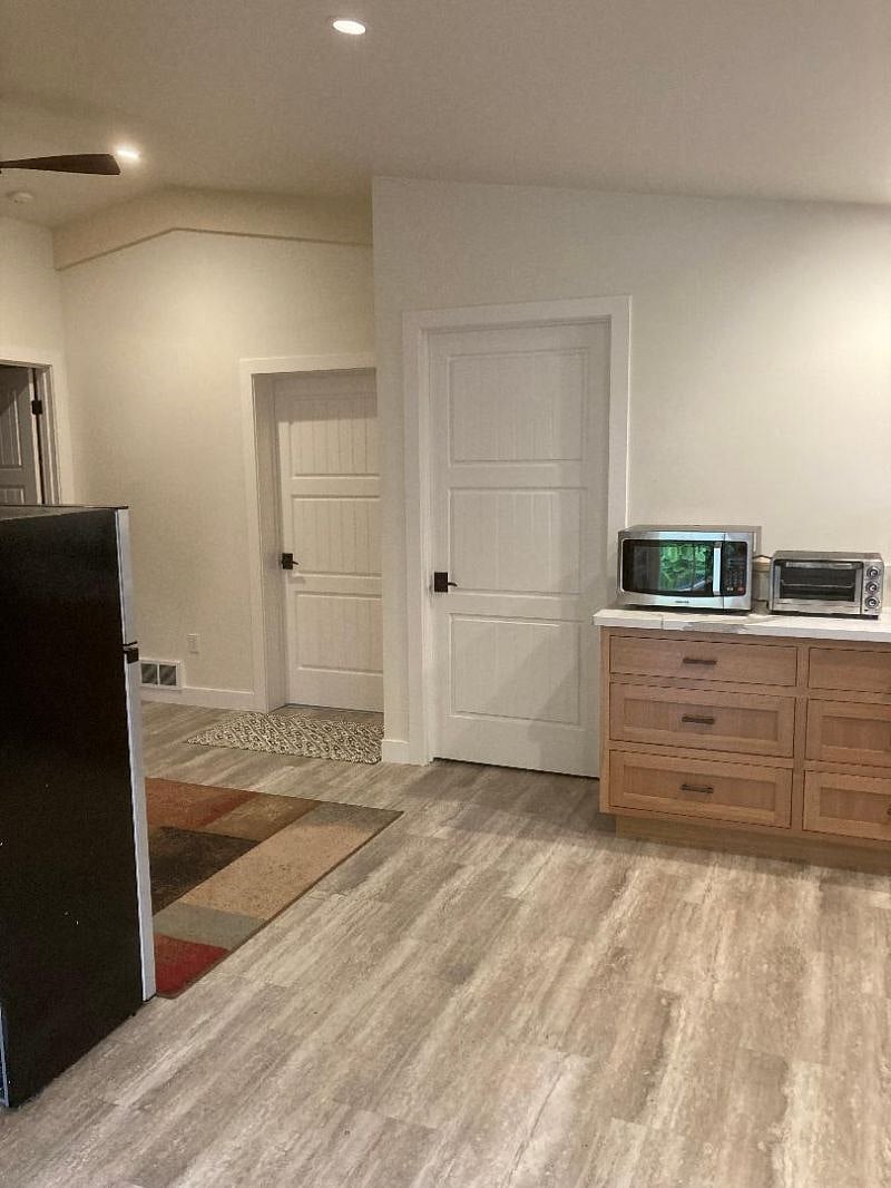 Kitchenette area in shared kitchen