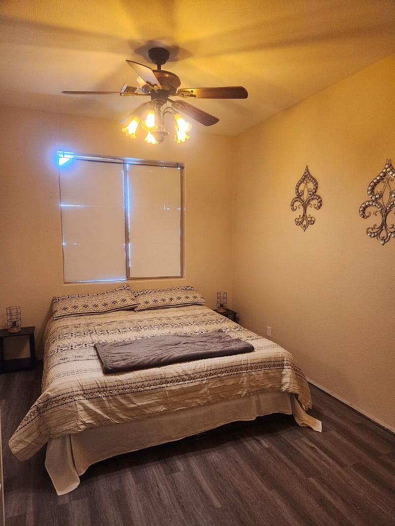 Bedroom 1 32 smart tv