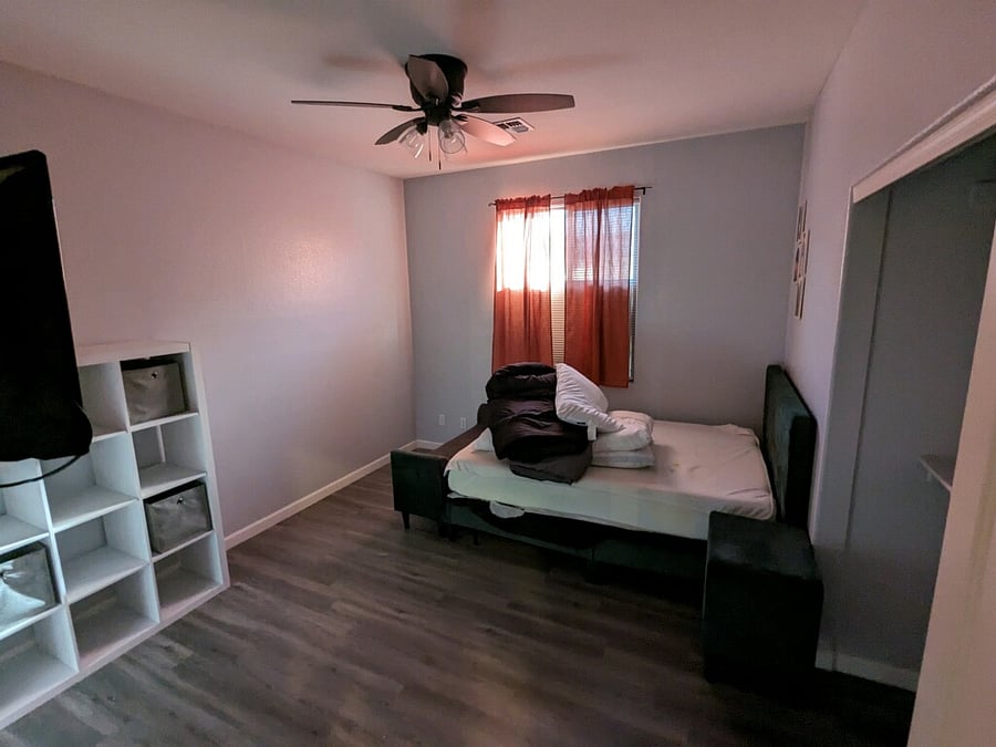 Bedroom 3 32 smart tv