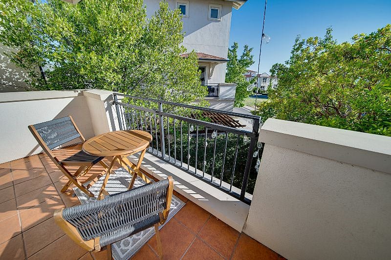 Furnished Finder property 523574_1 photo 7