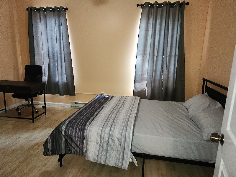 Furnished Finder property 523622_1 photo 9