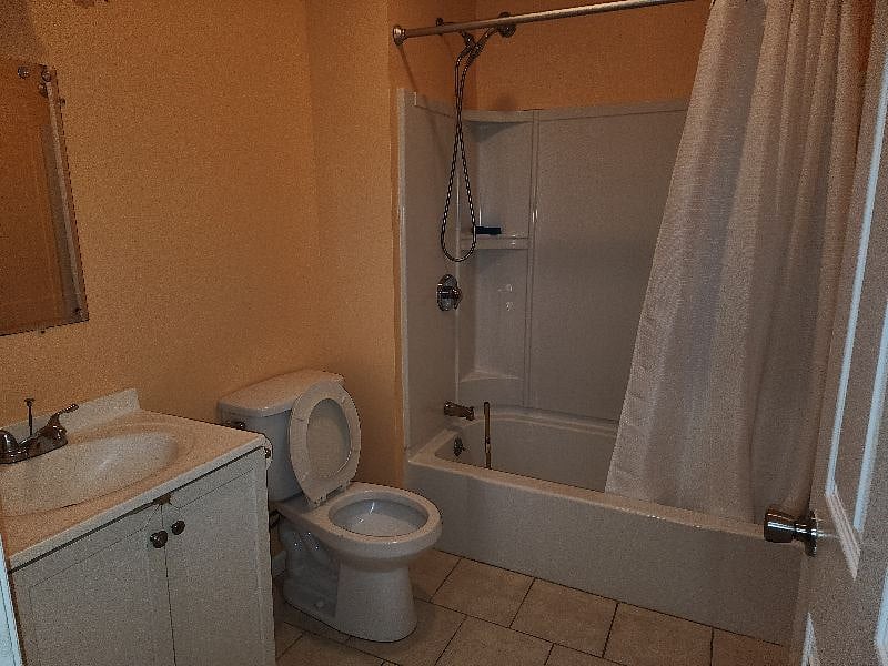 Furnished Finder property 523622_1 photo 15