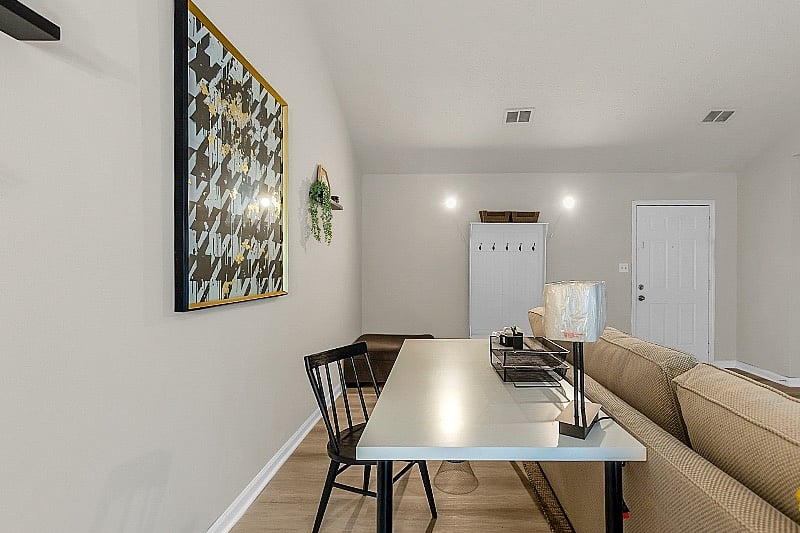 Furnished Finder property 523671_1 photo 6