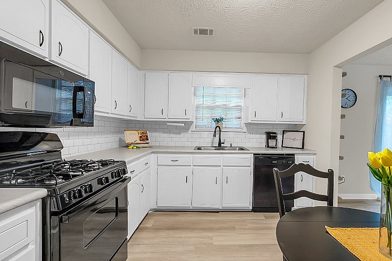 Furnished Finder property 523671_1 photo 7