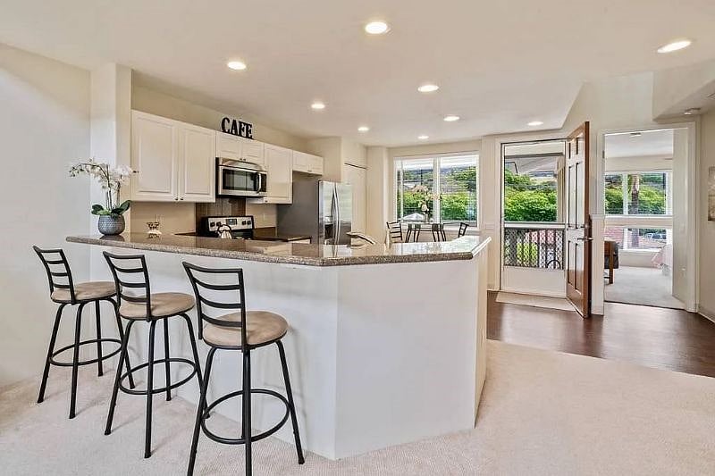 Furnished Finder property 523710_1 photo 6