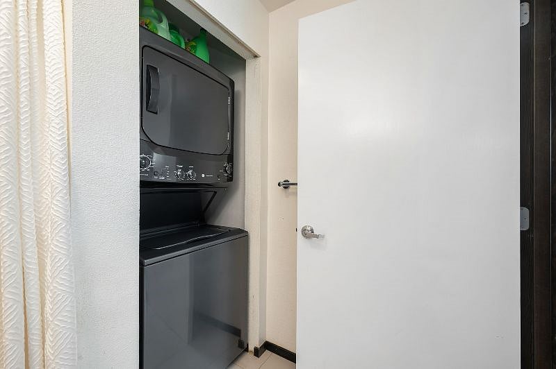 Furnished Finder property 523746_1 photo 11