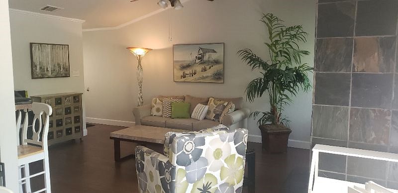 Furnished Finder property 523773_1 photo 3