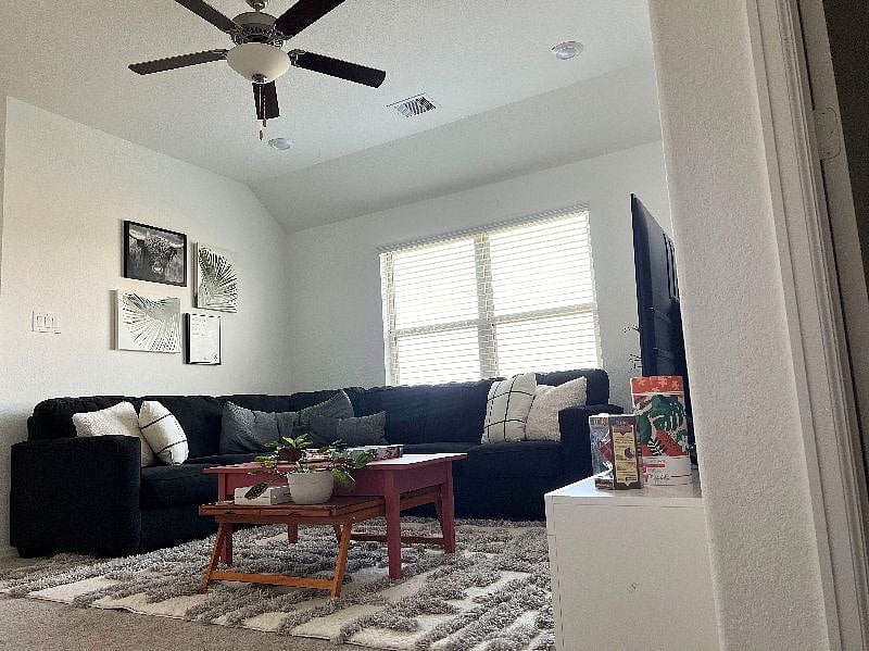 Furnished Finder property 523830_1 photo 17