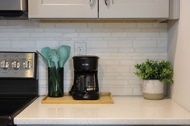 5 cup mini brew coffee maker with reusable basket filter and mini filters
Silicone cooking tools (heat safe)