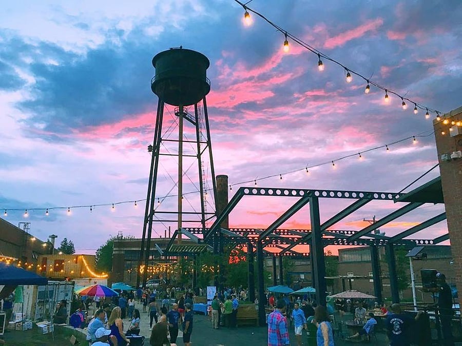 Camp North End (with a coffee shop, bars, festivals, restaurants, a charcuterie board shop, ice skating in December, specialty shops (plants, stationary, used books), ice cream, and more) is in walking distance. There is always something fun to do here!