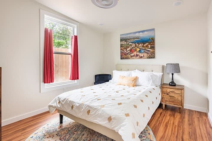 Large bedroom with queen bed