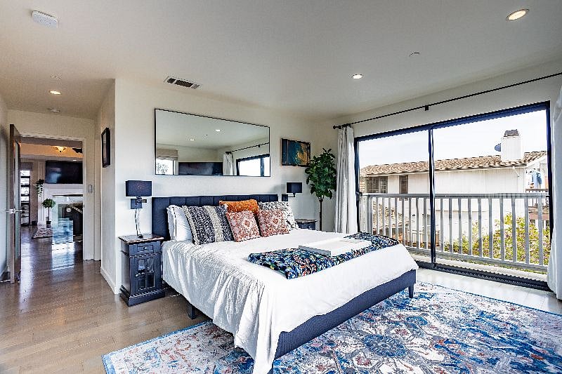 Furnished Finder property 523972_1 photo 22