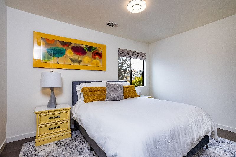 Furnished Finder property 523972_1 photo 24