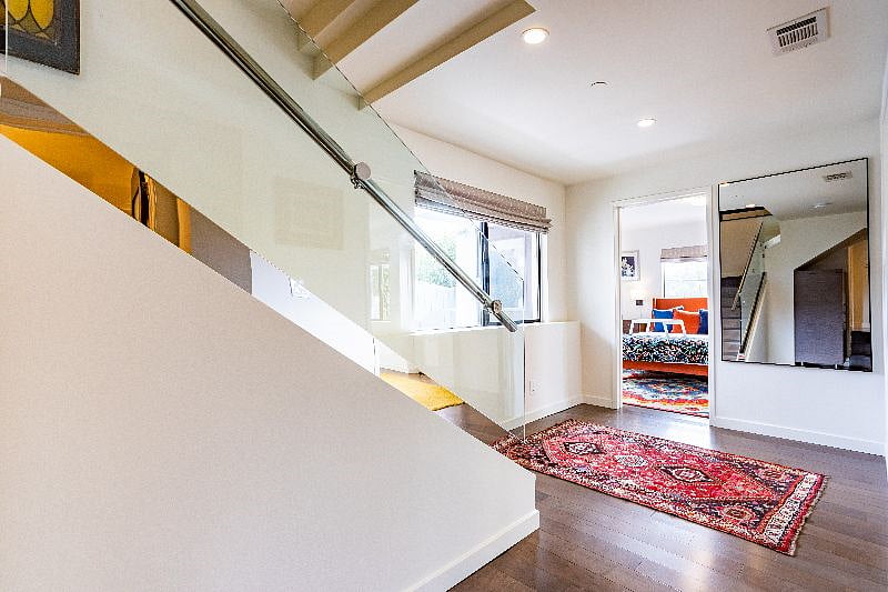 Furnished Finder property 523972_1 photo 29