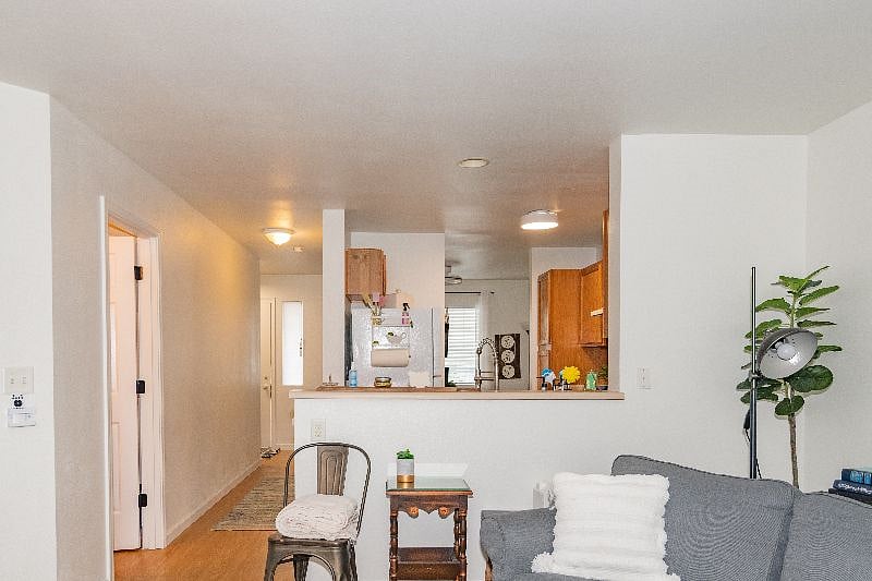 Furnished Finder property 524005_1 photo 31