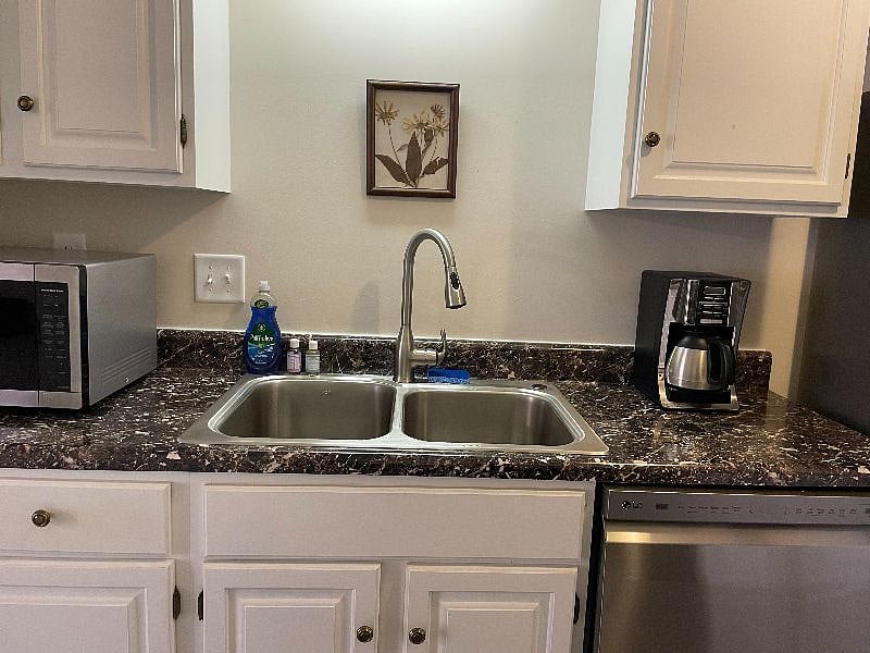 Furnished Finder property 524022_1 photo 5