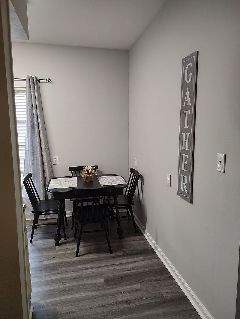 Furnished Finder property 524110_1 photo 4