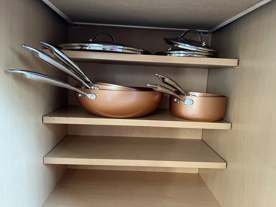 Cookware provided