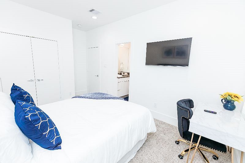 Furnished Finder property 524222_1 photo 25