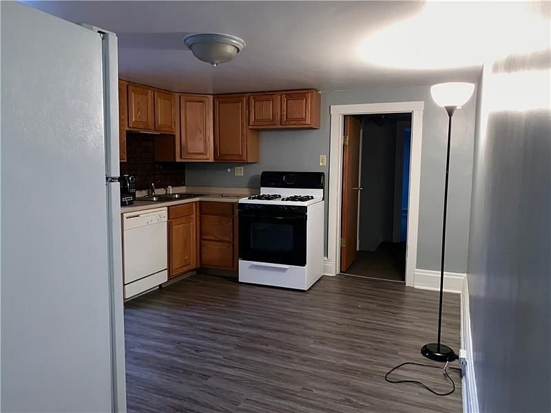 Furnished Finder property 524337_1 photo 9
