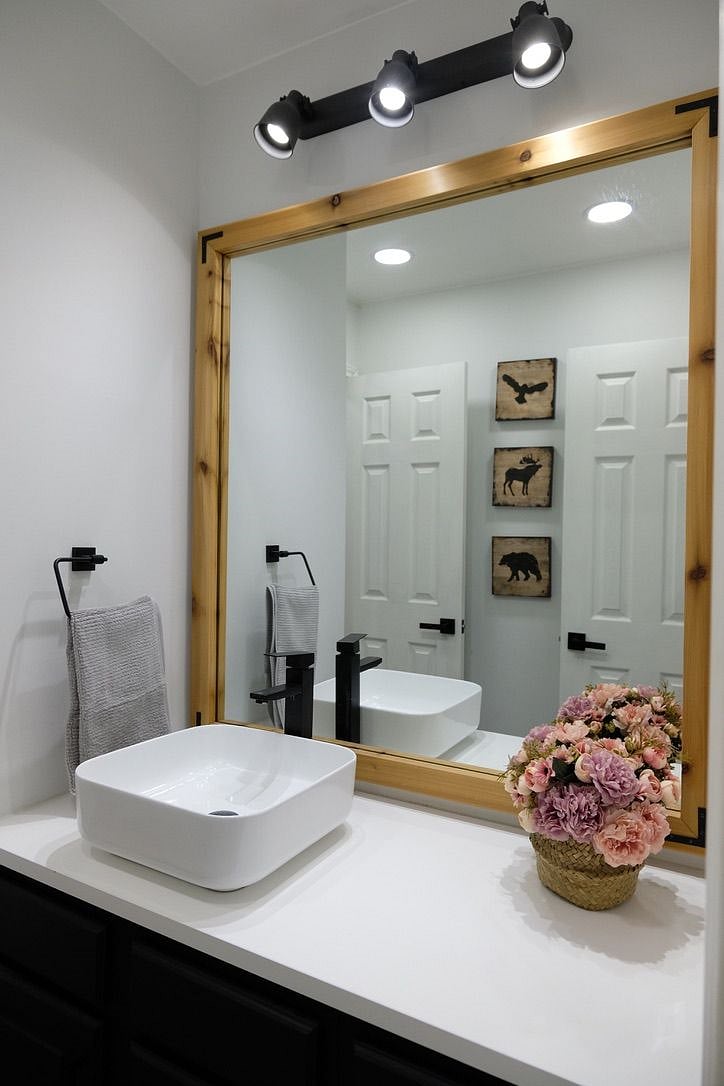 Guest vanity
