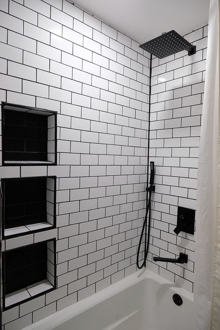 3 in 1 Shower/Soak bathtub