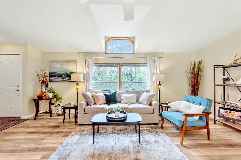 Furnished Finder property 524436_1 photo 14