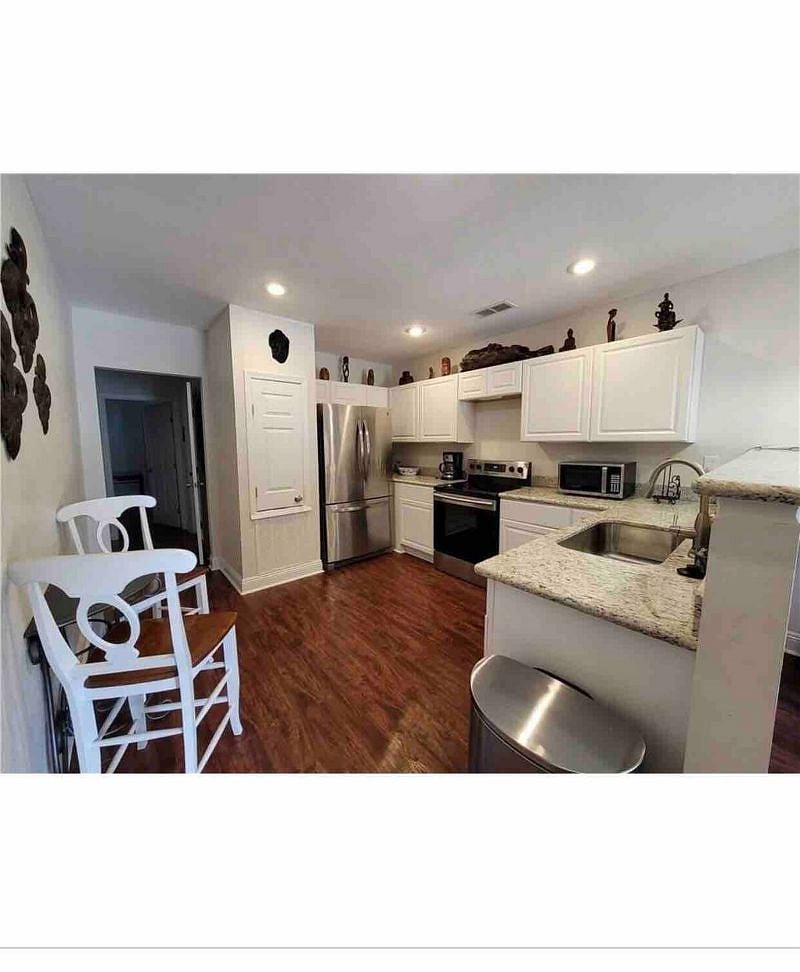 Furnished Finder property 524452_1 photo 4