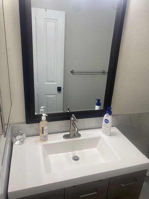Furnished Finder property 524473_1 photo 6