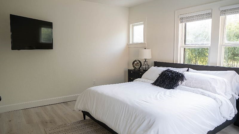 Furnished Finder property 524474_1 photo 6