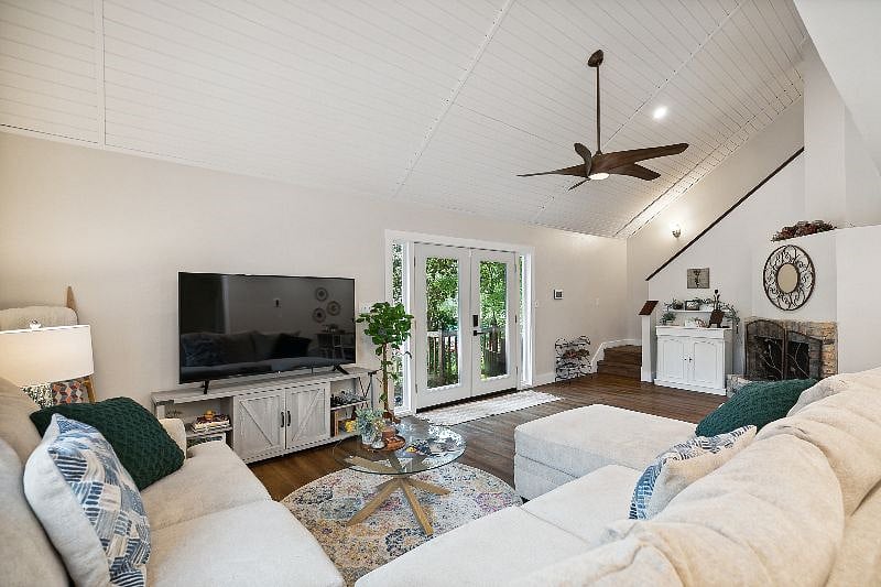 Furnished Finder property 524532_1 photo 3