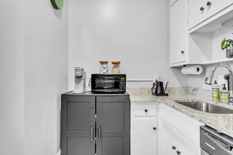 Furnished Finder property 524540_1 photo 31