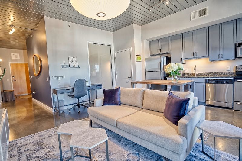 Furnished Finder property 524554_1 photo 3